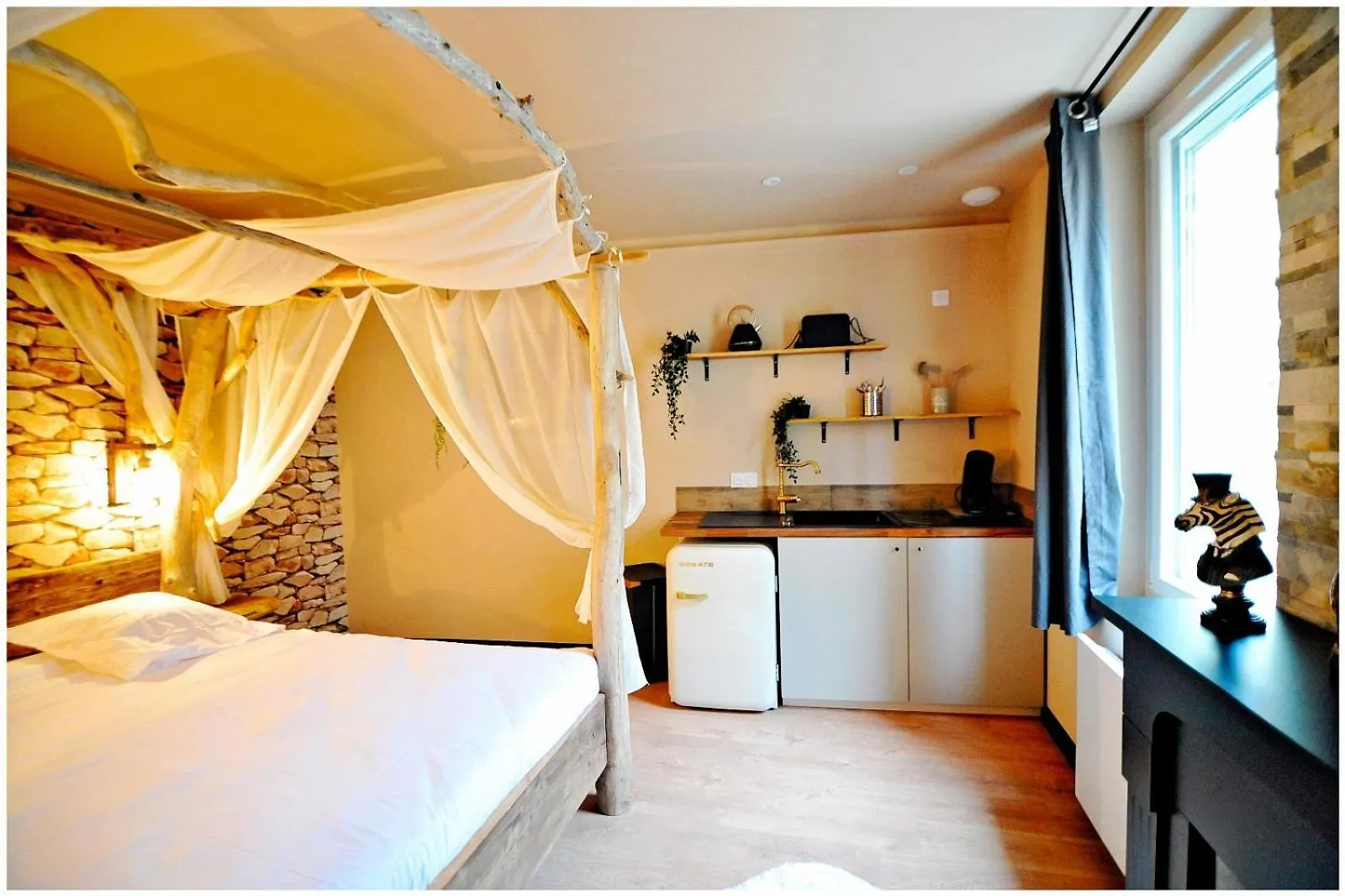 Duplex Safari Jusqu'A 4 Personnes, Spa Xxl, Day Use, Cinema, Cascade Et Lit Sous Les Arbres Bourgoin-Jallieu Francja
