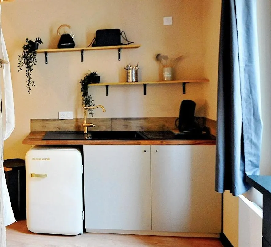 Apartament Duplex Safari Jusqu'A 4 Personnes, Spa Xxl, Day Use, Cinema, Cascade Et Lit Sous Les Arbres Bourgoin-Jallieu